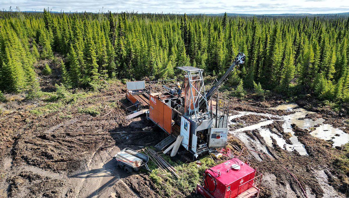 The drill rig operating at Pomme