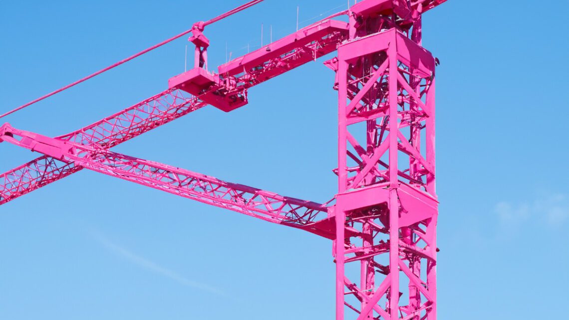 Pink Construction Online